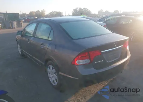 2011 Honda Civic Lx z USA, uszkodzony, nr VIN 19XFA1F53BE035075
